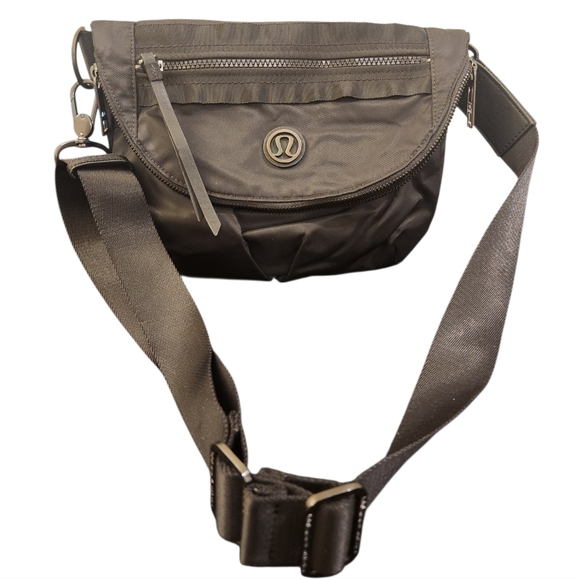 EUC Lululemon Athletica Nylon Black Festival Crossbody - Dance Your Asana Off - Picture 3 of 14